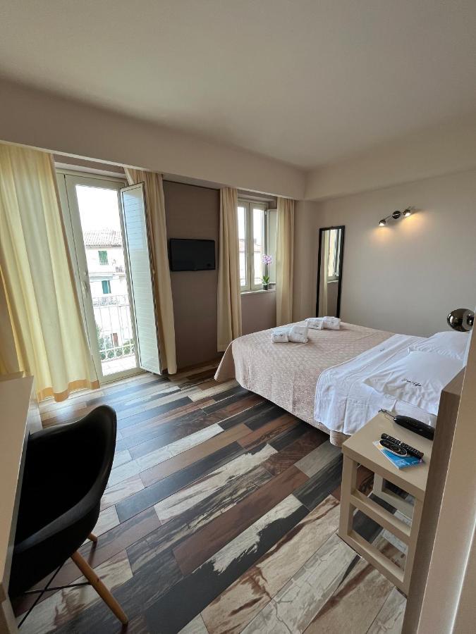 Don Ugo Luxury Rooms Tropea Exterior foto