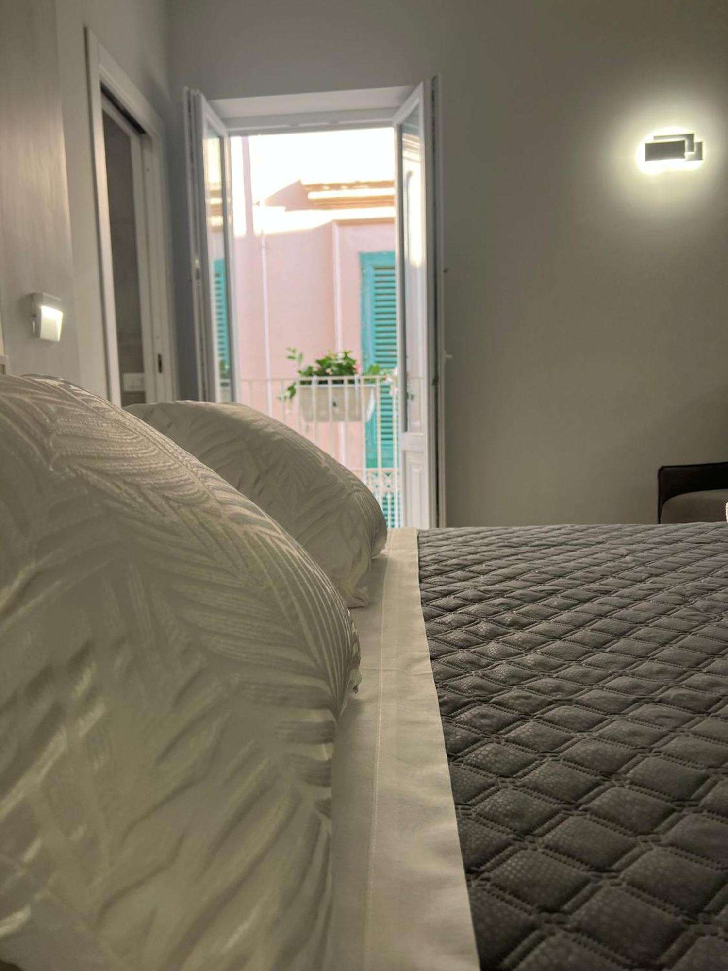 Don Ugo Luxury Rooms Tropea Exterior foto