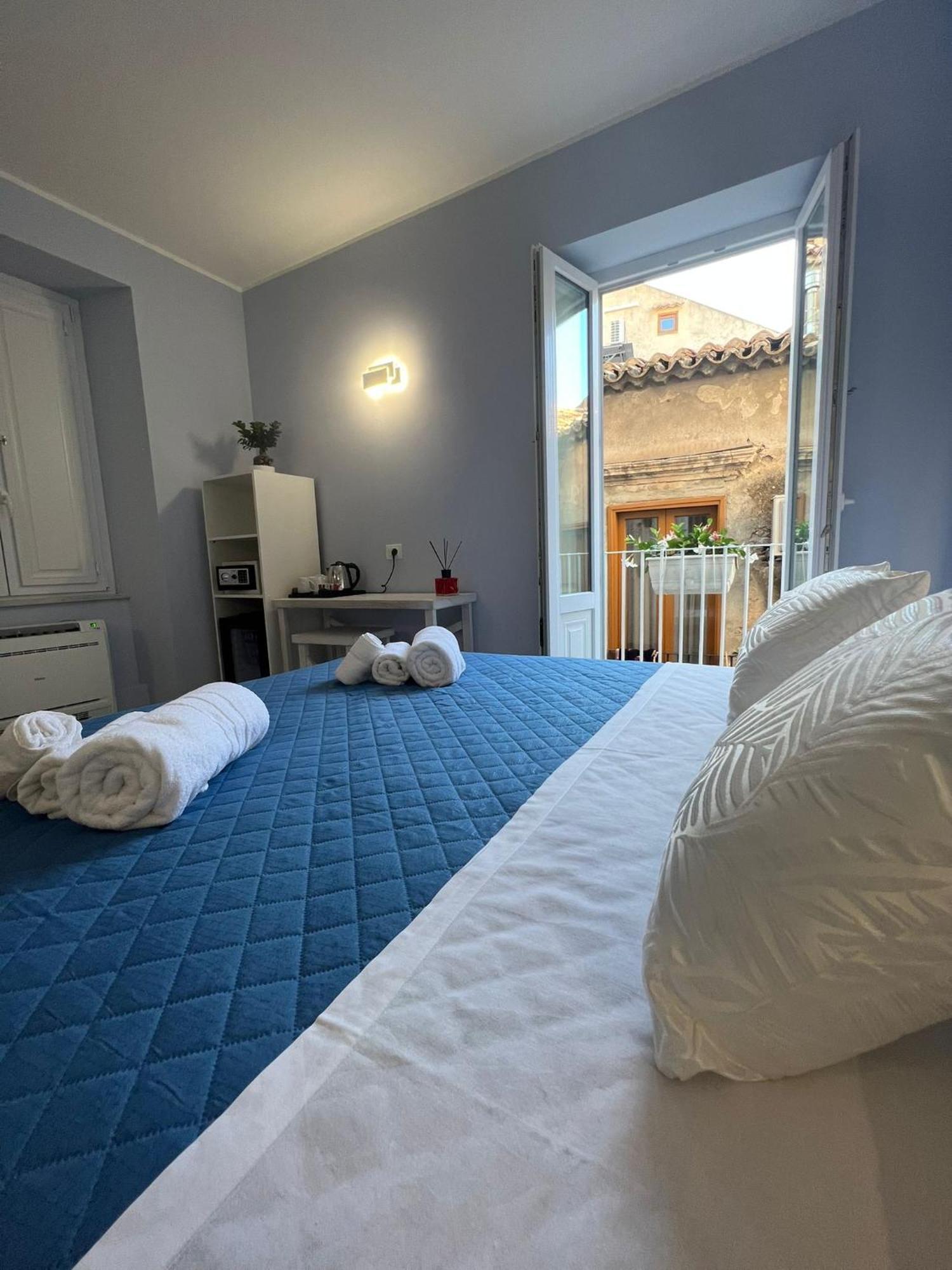 Don Ugo Luxury Rooms Tropea Exterior foto