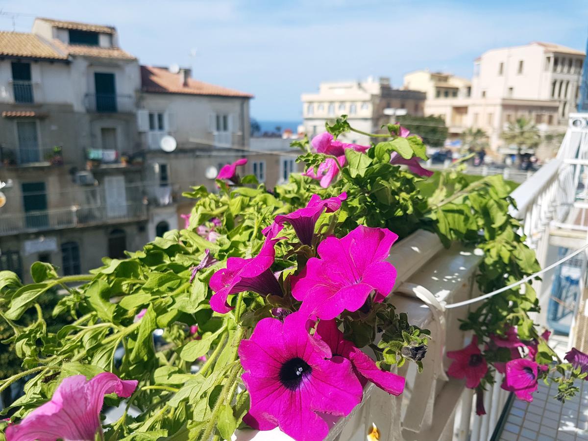 Don Ugo Luxury Rooms Tropea Exterior foto